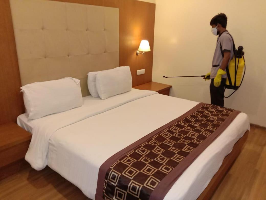 Deccan Pavilion Hotel