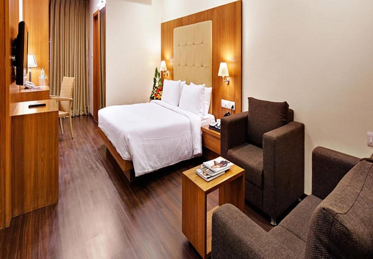 Deccan Pavilion 3* Pune