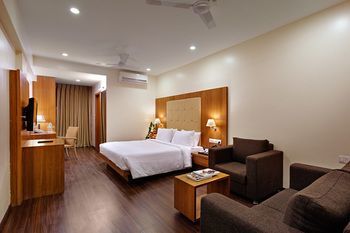 Deccan Pavilion 3*